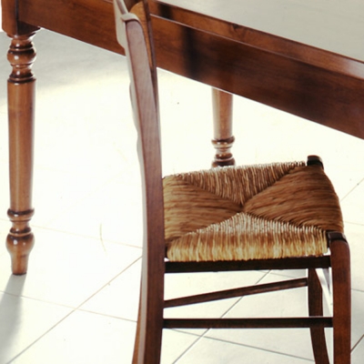 Italienischer Esstisch aus Massivholz - italienische Esstische